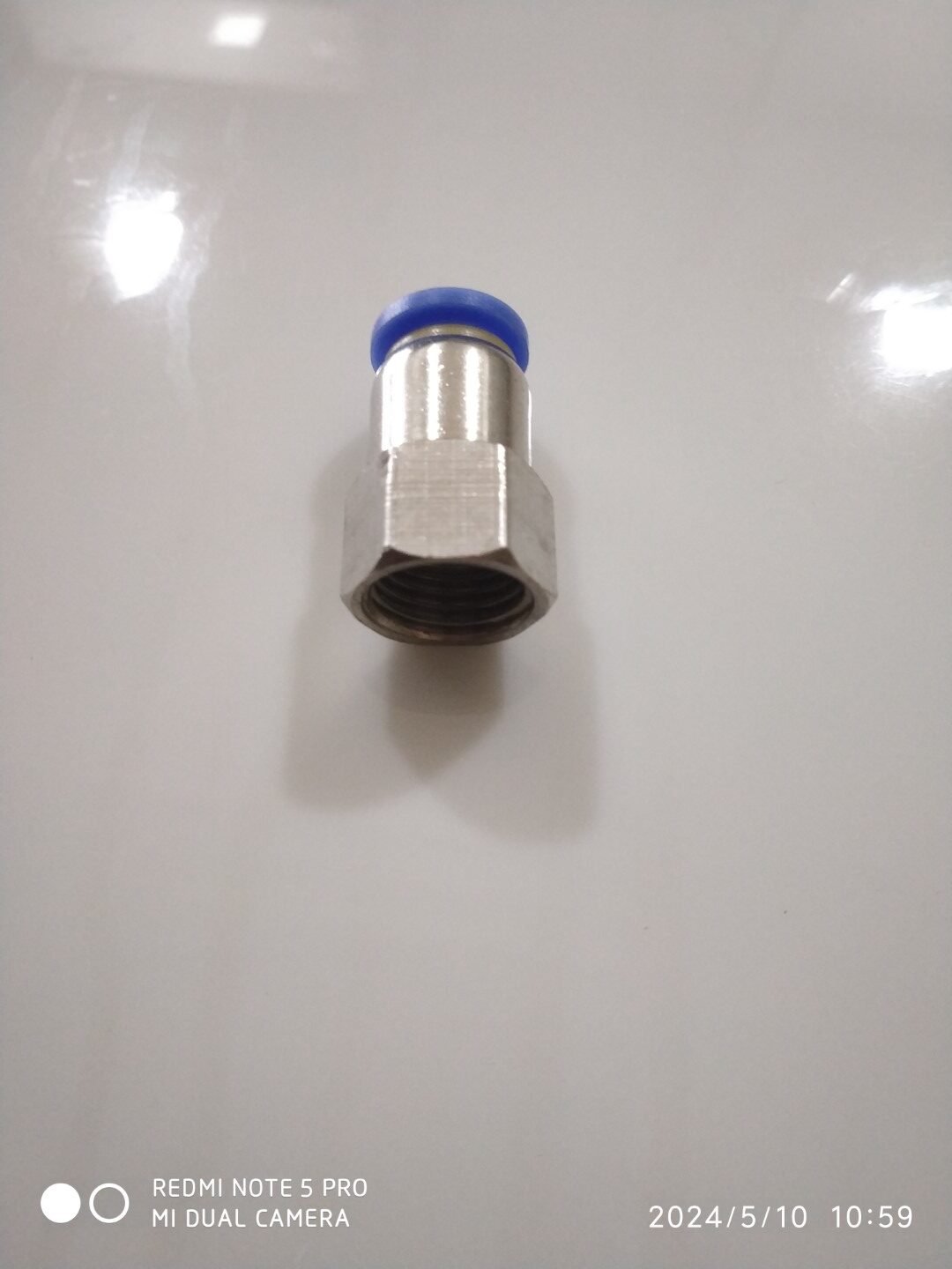 Pu Connector 1-4 Female x 8mm Suppliers in India